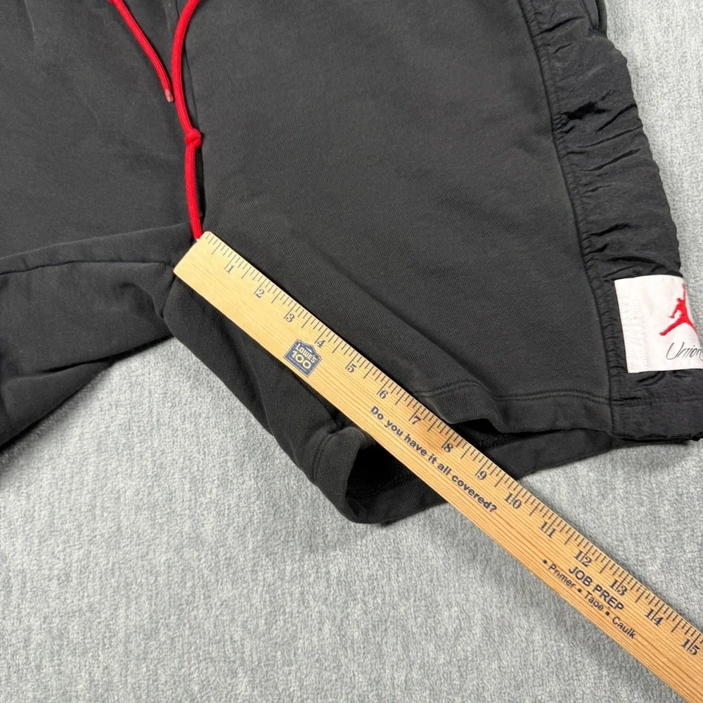 Air Jordan x Union NRG Vault AJ Flight Shorts Black Medium